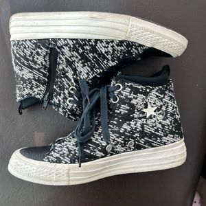 Converse size 7.5 women
